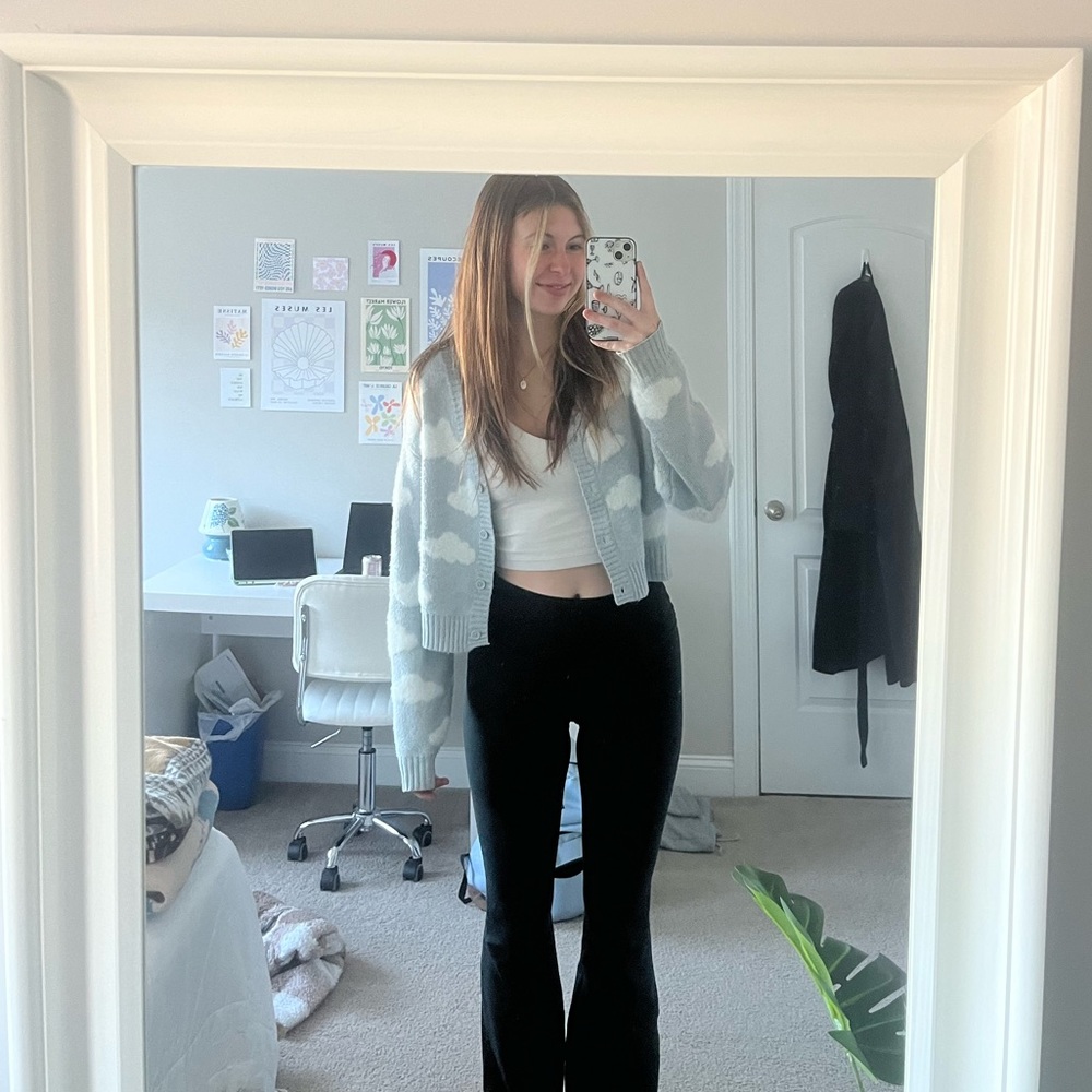 cloud cardigan from pacsun!